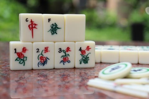 Mahjong (Fall/Winter 2023) Mahjong (Fall/Winter 2023)